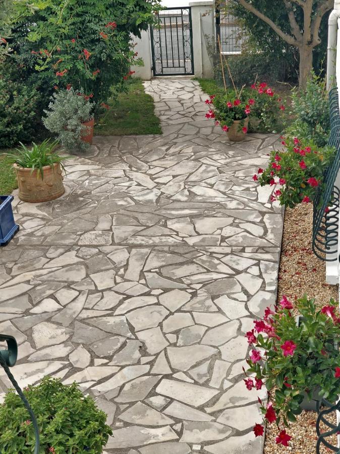 T1 Ou T2 Dans Villa Avec Jardin Proche Biarritz Anglet Exterior foto