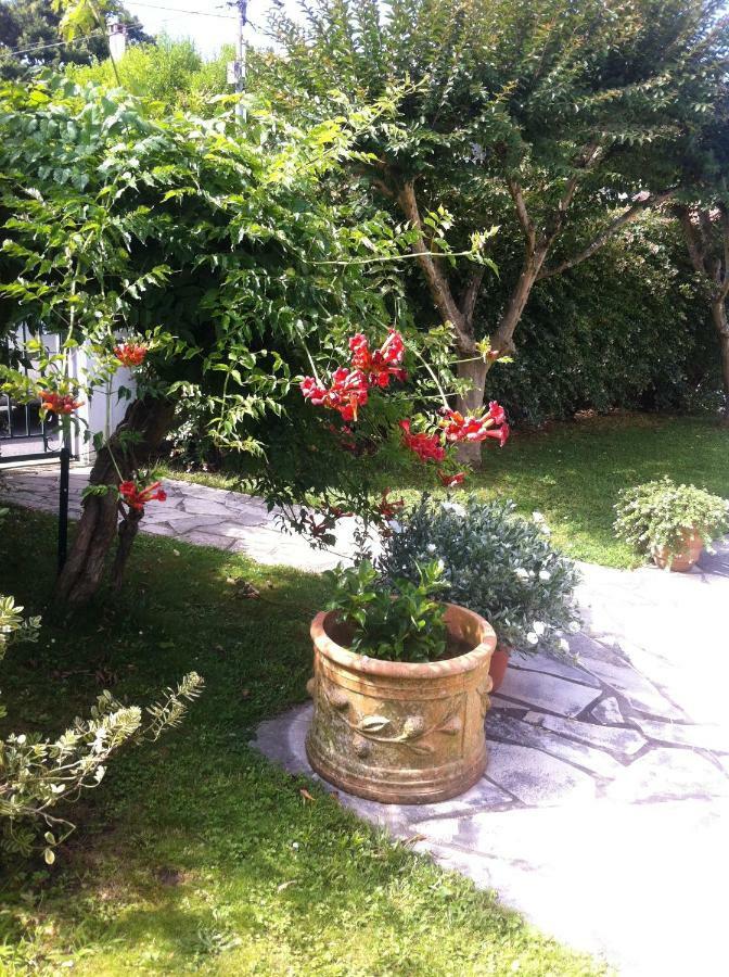 T1 Ou T2 Dans Villa Avec Jardin Proche Biarritz Anglet Exterior foto